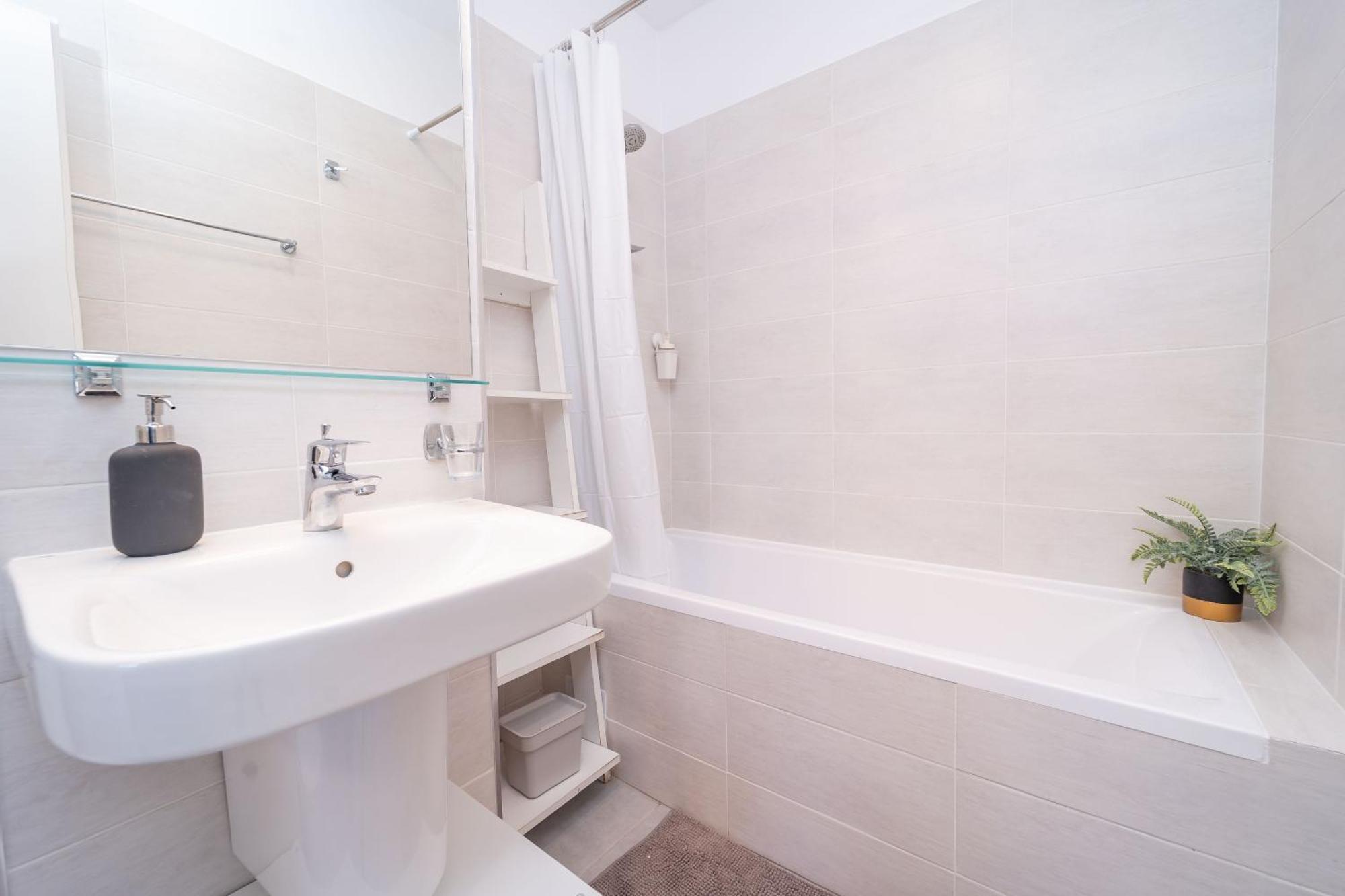 Modern Apollus Avenue - By Openhouse Apartments ทิมิชัวรา ภายนอก รูปภาพ